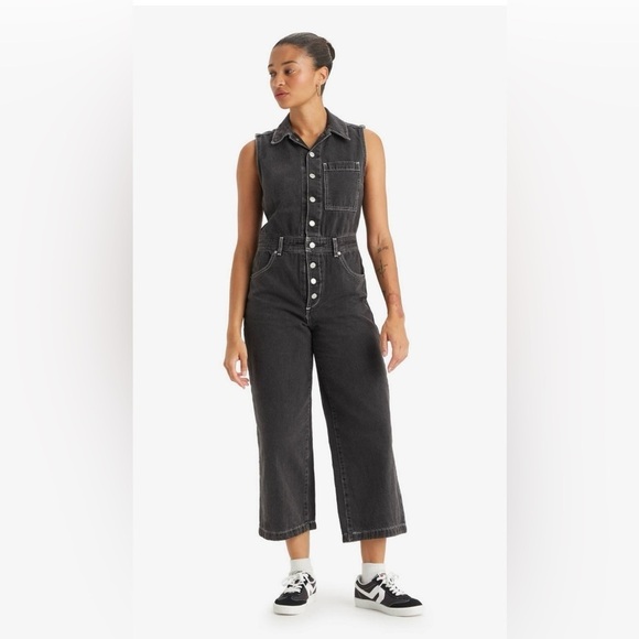 Levi's Jeans Sleeveless Jumpsuit Small NEW- levis faded black denim Overalls - Picture 1 of 7